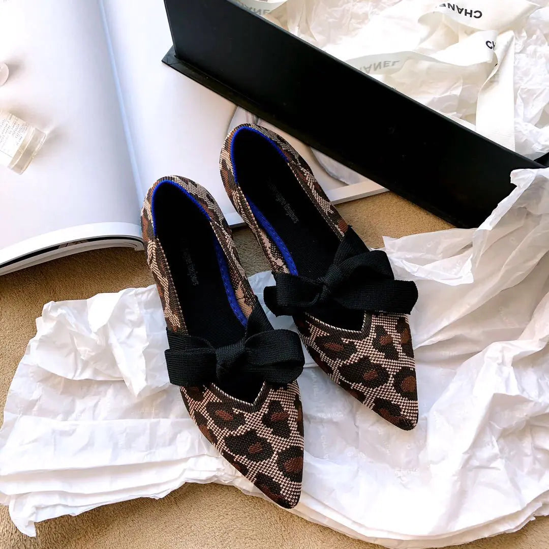 Chic Bow Point Flats
