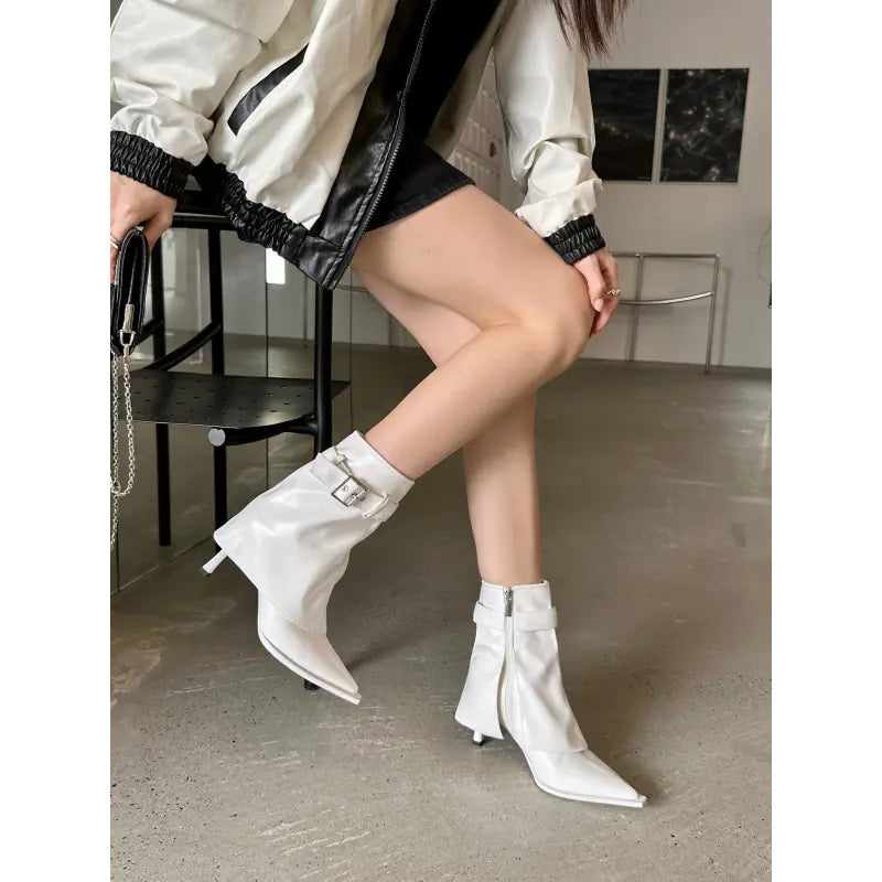 Elle ankle boots