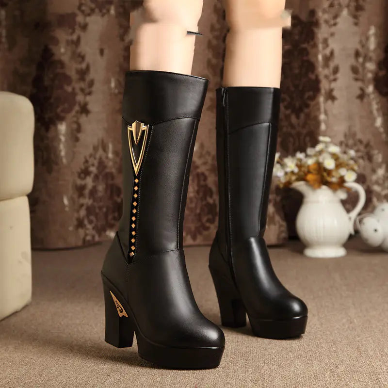 Trendy Wool-Lined Women's Leather Boots