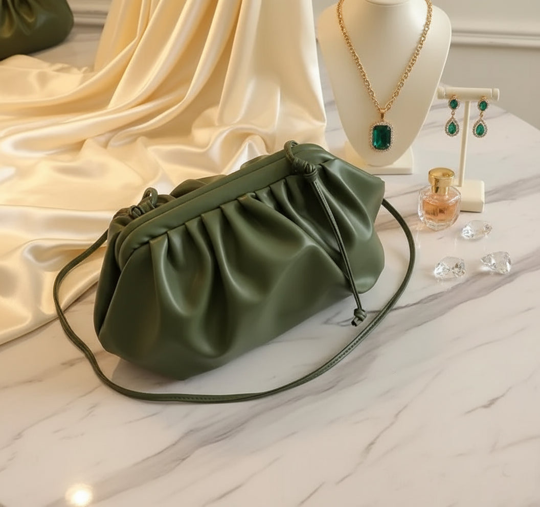 Risa Cloud Bag