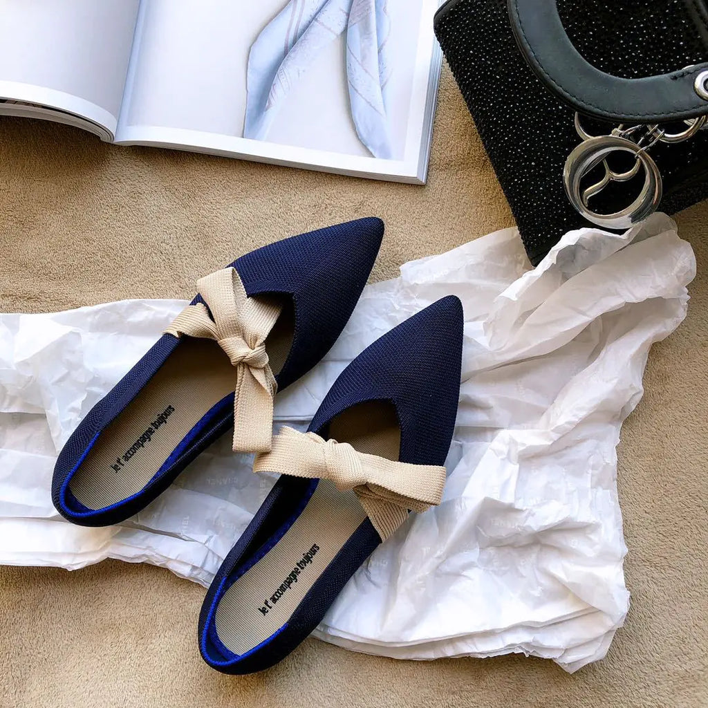 Chic Bow Point Flats